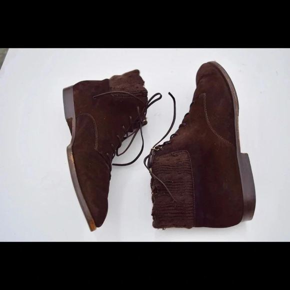 Salvatore Ferragamo suede ankle boots - Picture 3 of 8